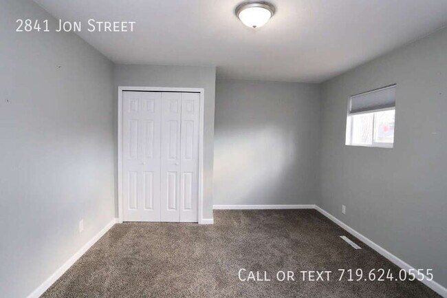 Building Photo - 2841 Jon St