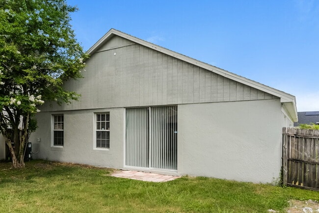 Building Photo - 8344 Fort Thomas Way