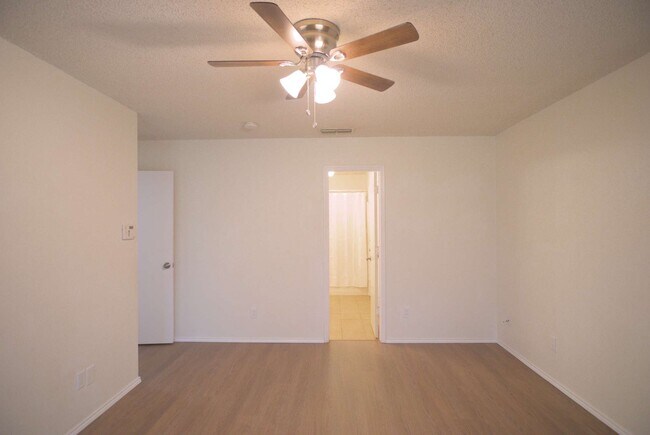 Building Photo - 2089 Paint Pony Ln