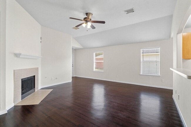 Building Photo - 6631 Portlick Dr