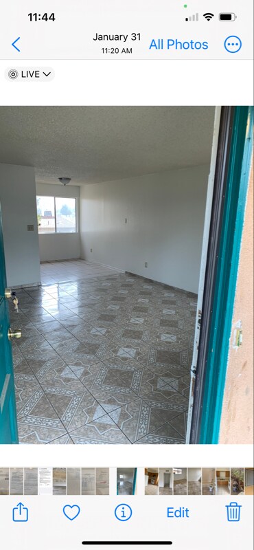 Building Photo - 205 E 11th St