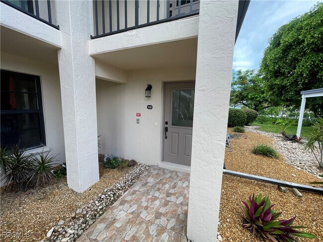 Building Photo - 4525 Country Club Blvd