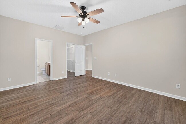 Building Photo - Available Now! Charming 3BR Ranch with 2-Car Garage Near Downtown Winston-Salem