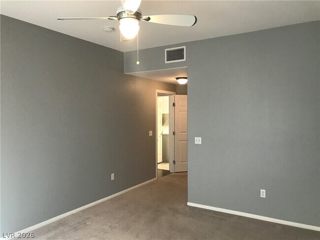 Building Photo - 10809 Garden Mist Dr