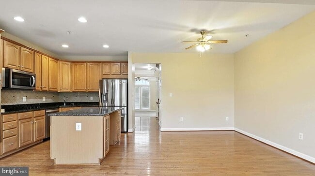 Building Photo - 1572 Penzance Way