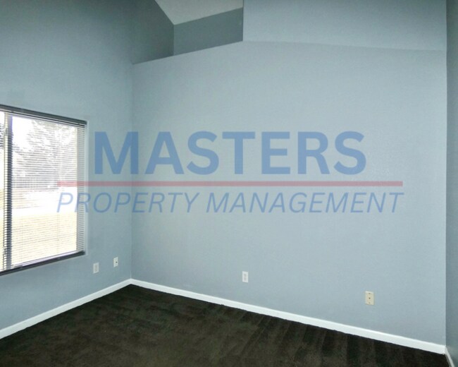 Building Photo - Spacious Home in West Toledo – Comfortable Living in a Great Location