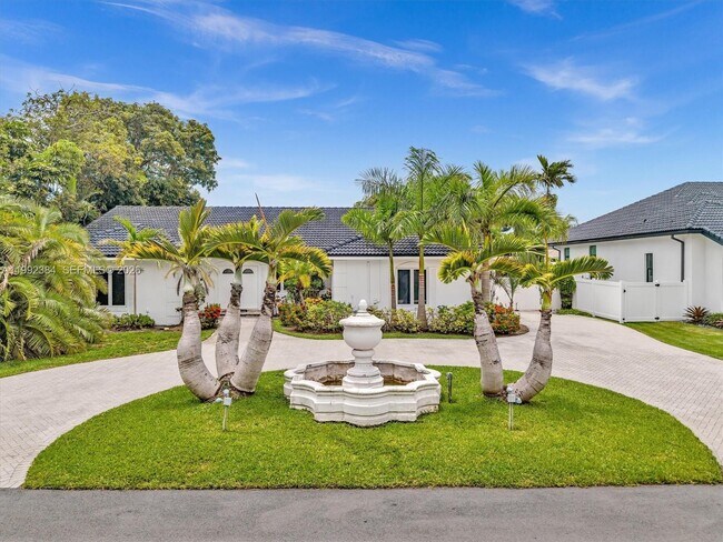 Building Photo - 413 Tamarind Dr