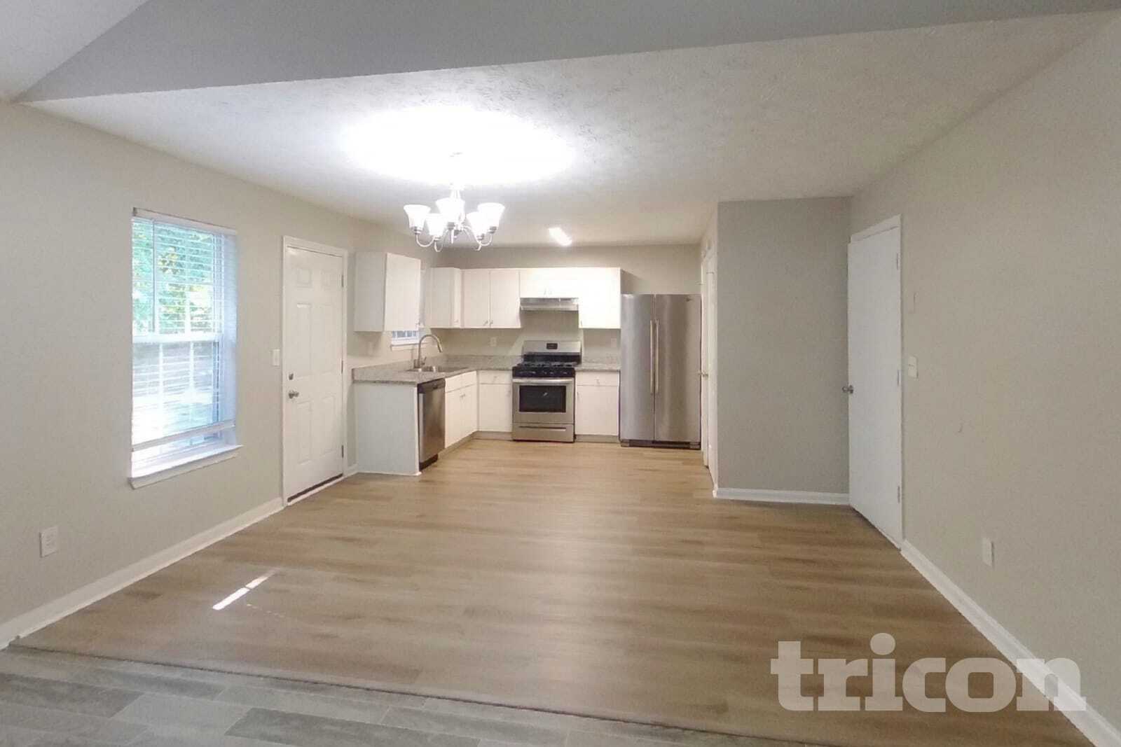 Building Photo - 1411 Pebble Ridge Ln