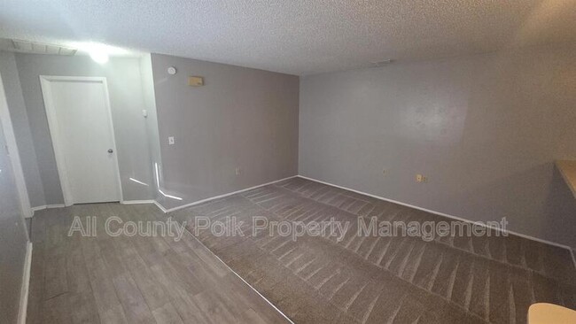 Building Photo - 2118 Brandy Pl