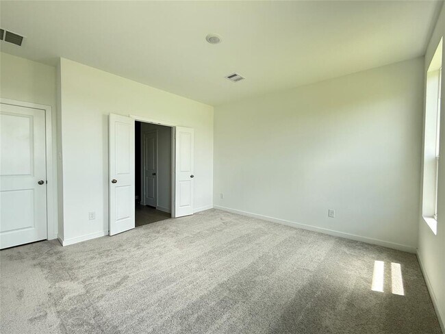 Building Photo - 16535 Mesquite Fld Dr