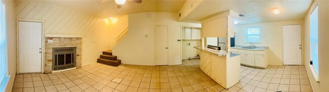 Building Photo - 1206 Tartan Ln