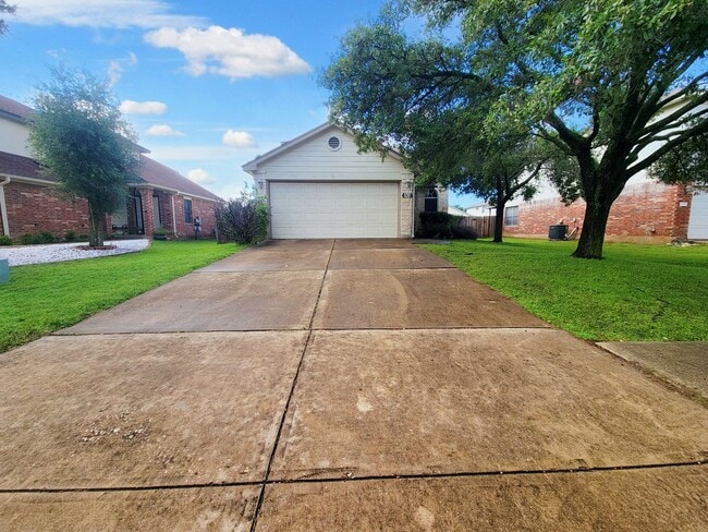 Building Photo - 17412 Casa Piedra Pl