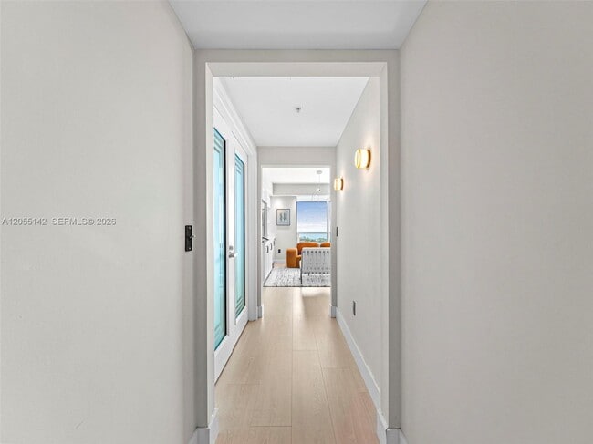 Building Photo - 19400 Turnberry Way