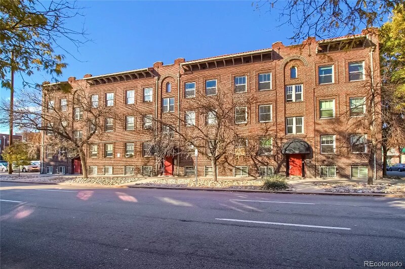 Building Photo - 541 E 14th Ave