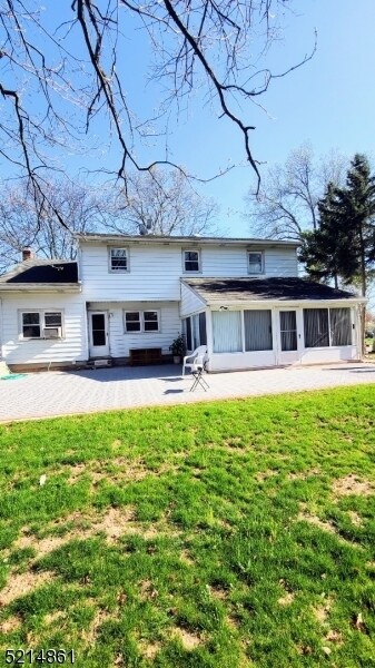 Building Photo - 29 Ventnor Dr