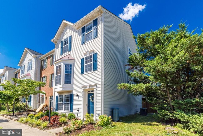 Building Photo - 2520 Banshire Dr