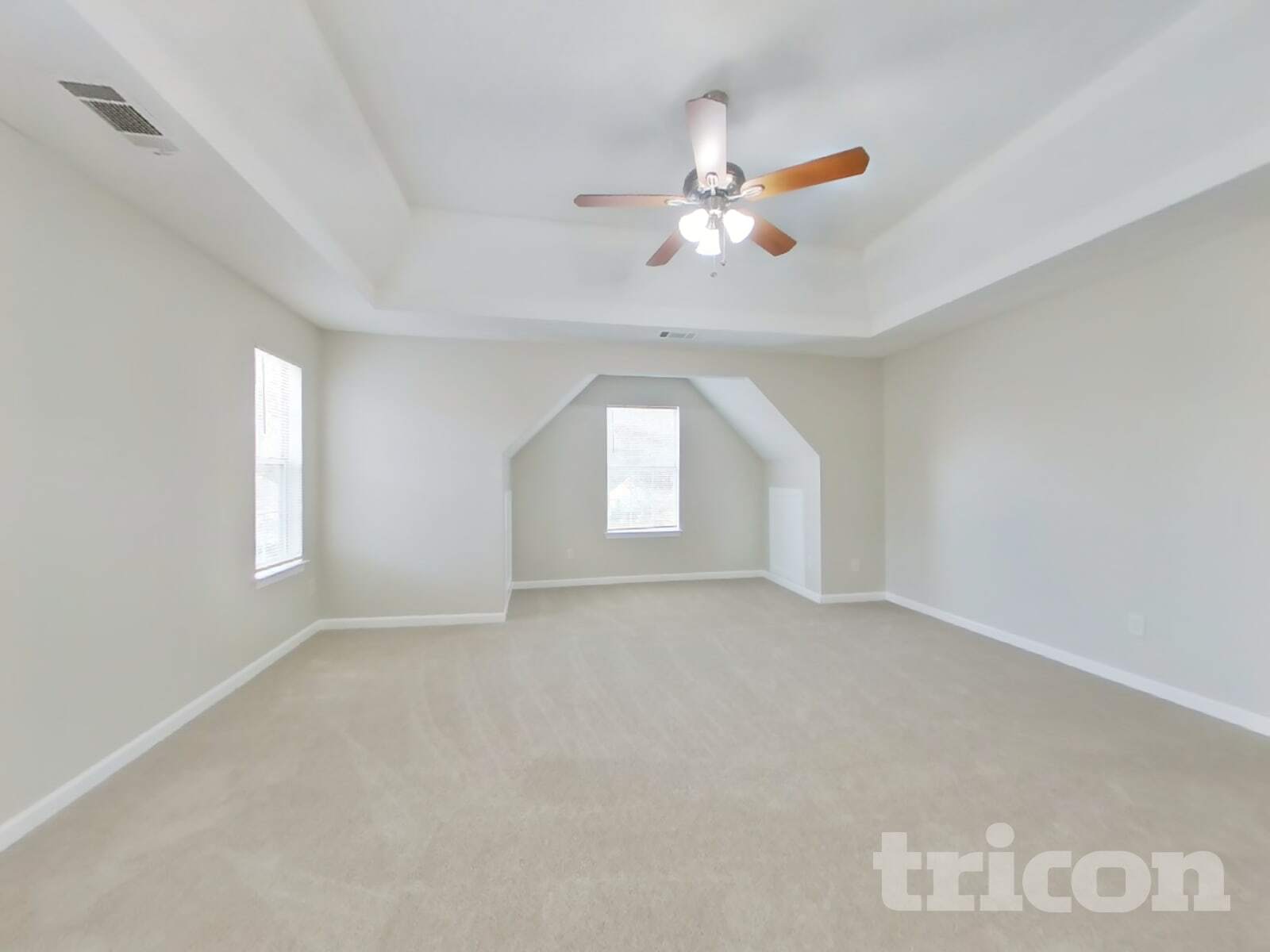 Building Photo - 5431 Sapphire Cir