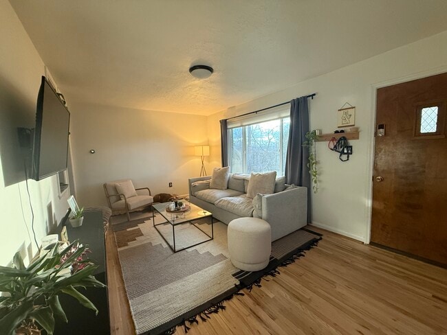 Building Photo - 3573 S 2300 E