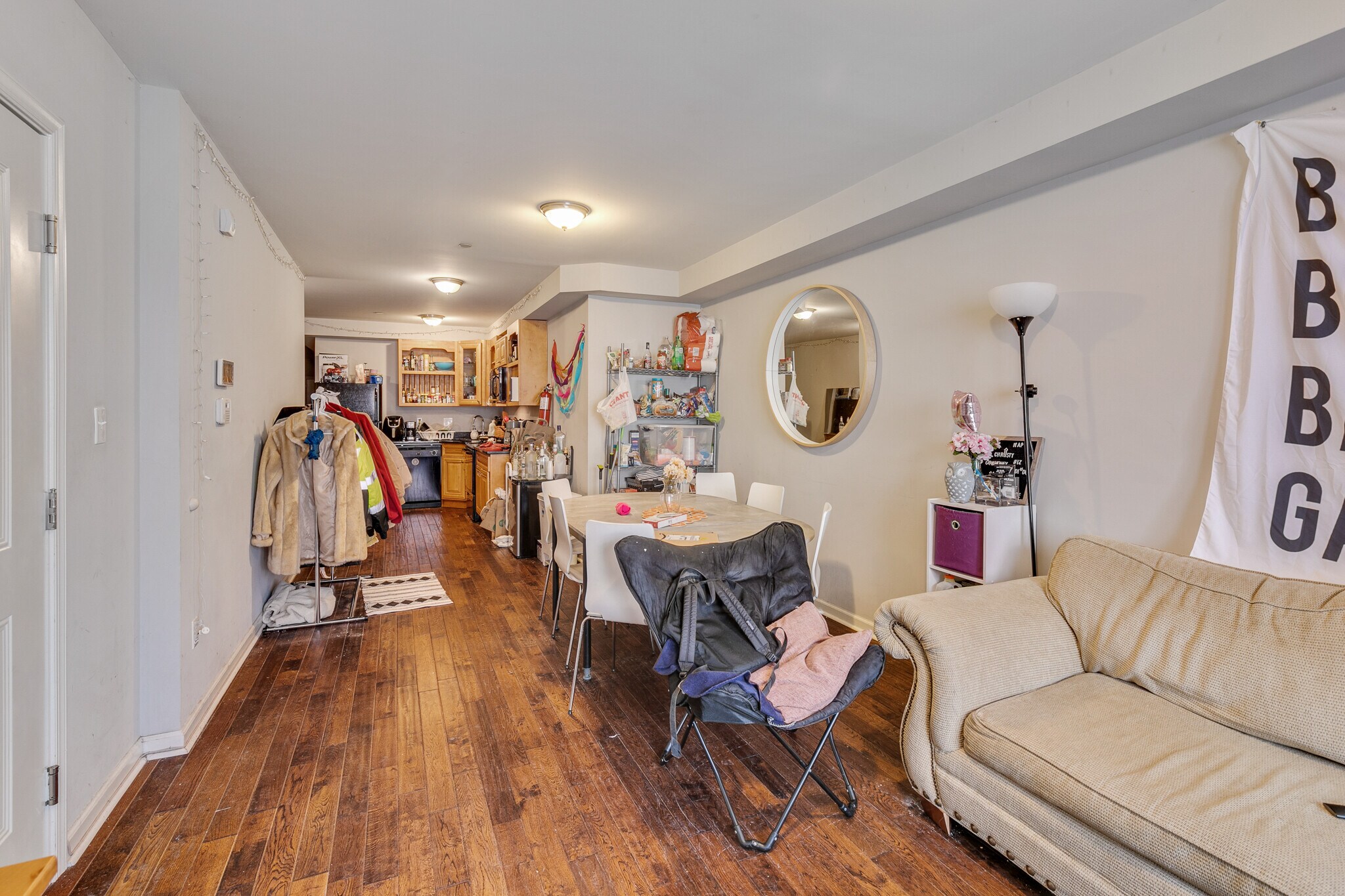 Building Photo - 1628 N Willington St