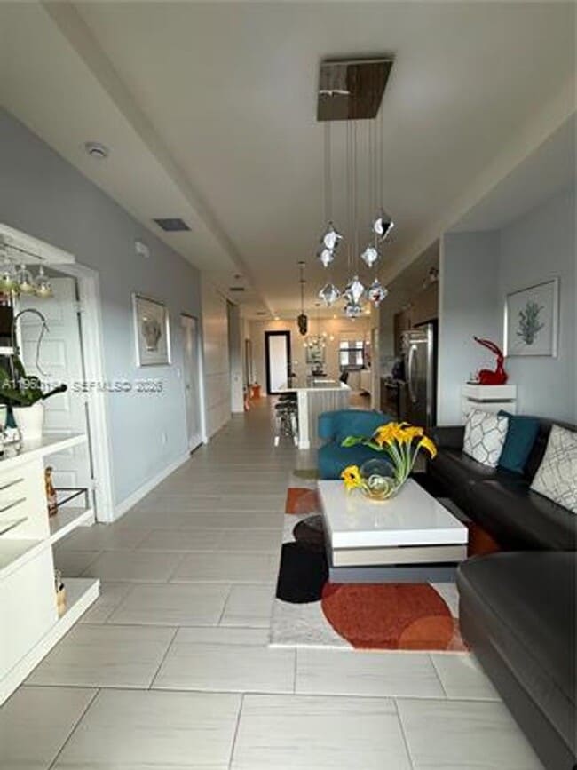 Building Photo - 7815 NW 104th Ave