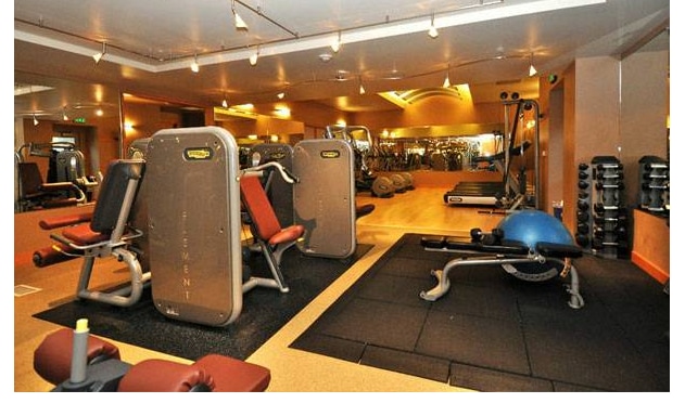 Building Photo - Bellevue Washington Square. One bed, One full bath. 1 Reserved parking. 17th floor. Concierge