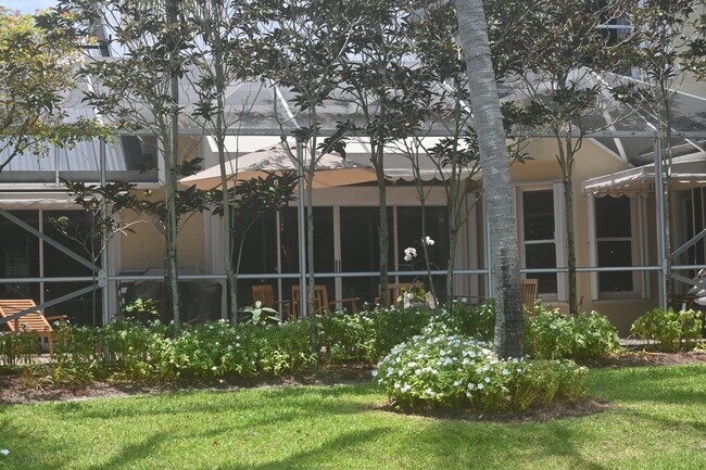 Building Photo - 12828 Meadowbreeze Dr