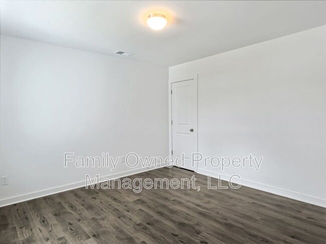 Building Photo - 187 Surfbird Rd