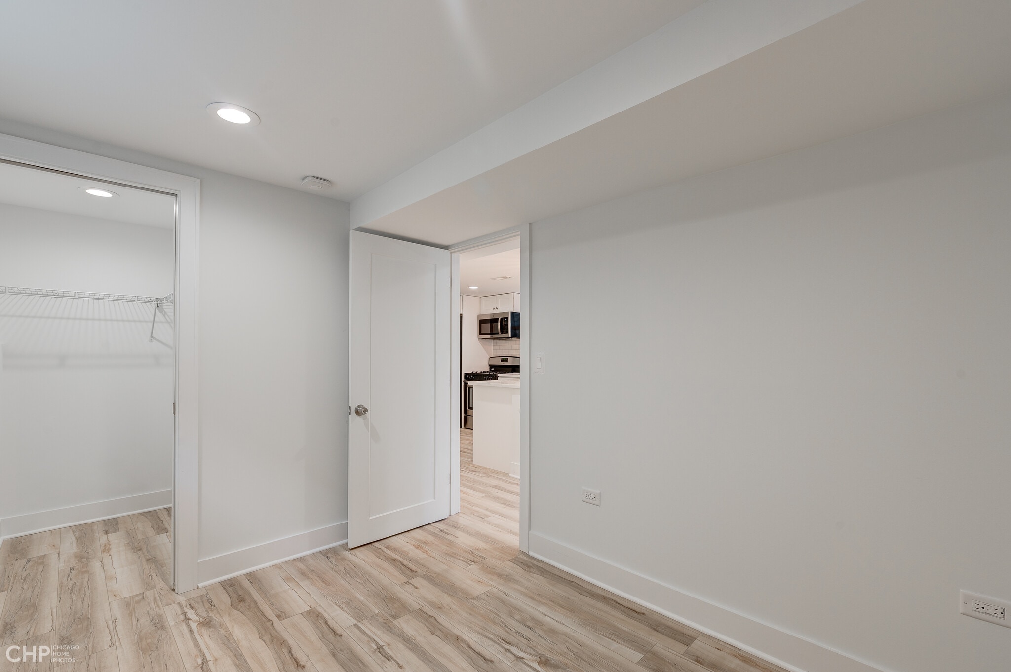 Building Photo - 4113 N Ashland Ave