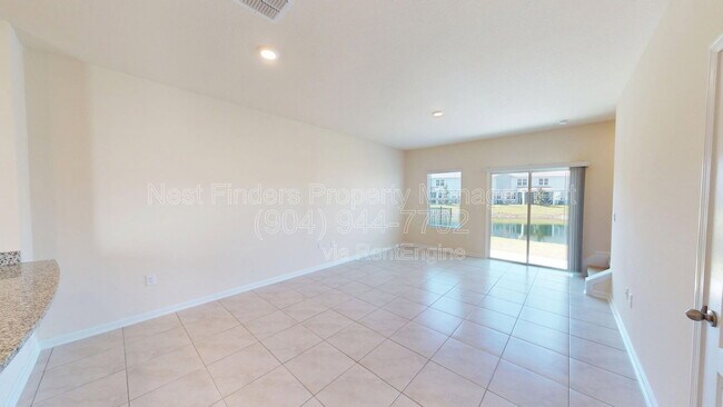 Building Photo - 28 Oarsman Xing Dr