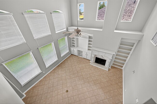 Building Photo - 10815 Lake Raven Ct