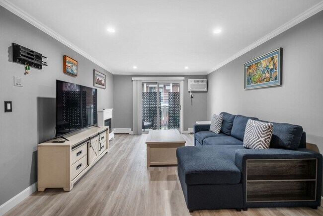 Building Photo - 145 Essex Ave