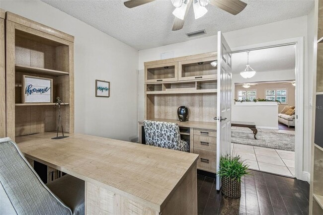 Building Photo - 4161 Rolling Springs Dr