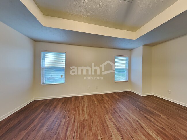 Building Photo - 2874 Meadow Point