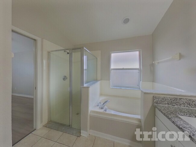 Building Photo - 8008 Elmstone Cir