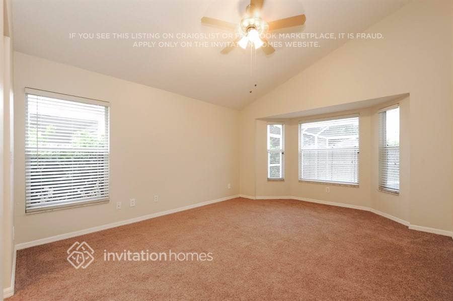 Building Photo - 6037 Weatherwood Cir