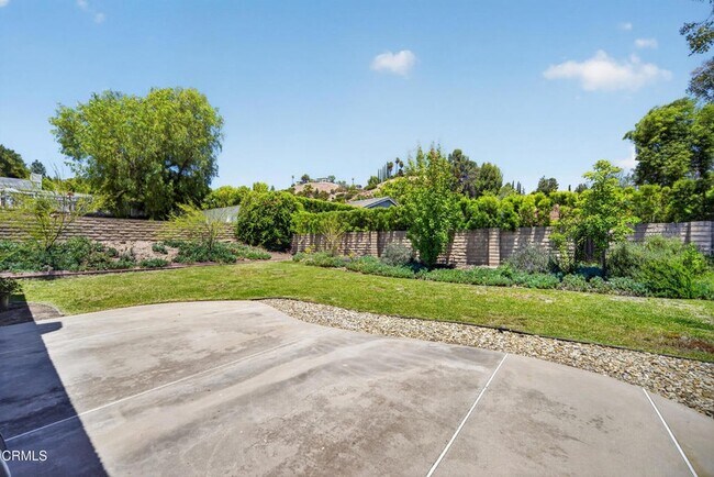 Building Photo - 1502 Briarglen Ave
