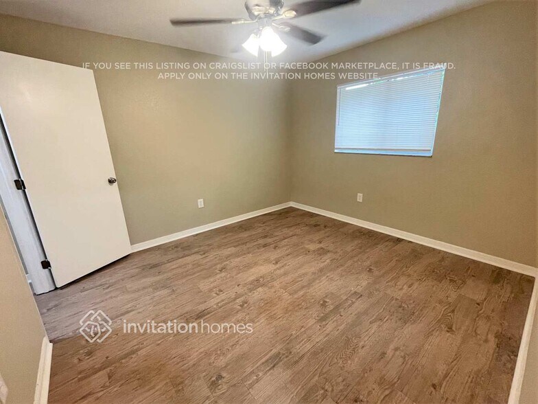 Building Photo - 385 Atwater St