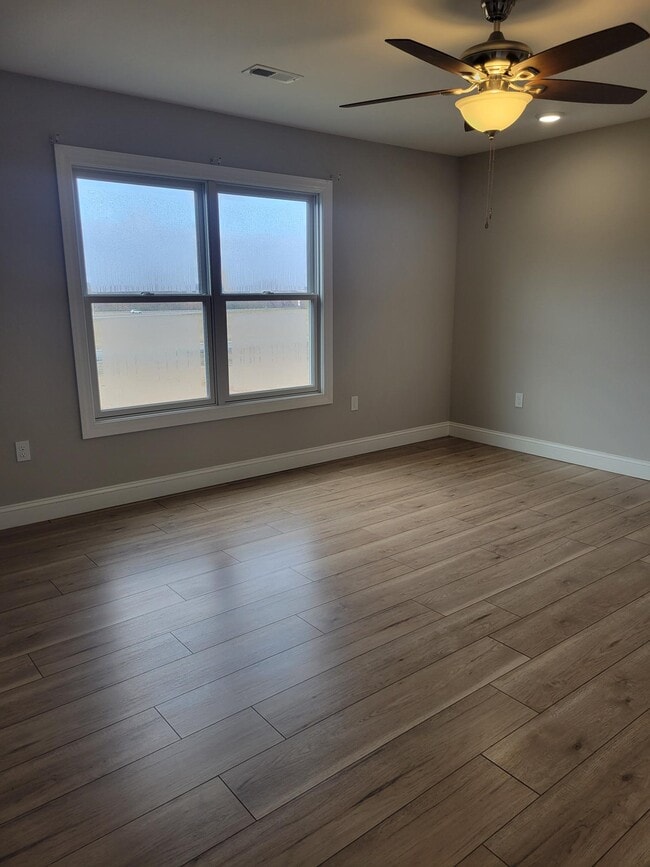 Building Photo - 2707 Cook Rd