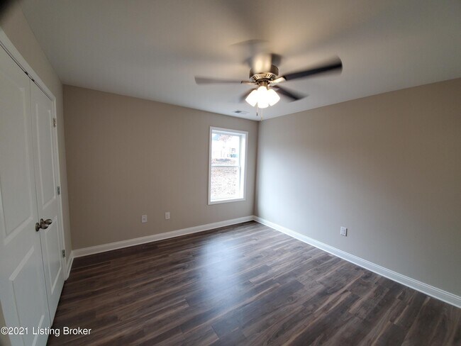 Building Photo - 3500 College Dr