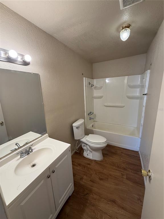 Building Photo - 1619 Sunny St