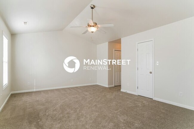 Building Photo - 4 Bedroom Pet-Friendly Home in KNIGHTDALE, NC with Main Street Renewal