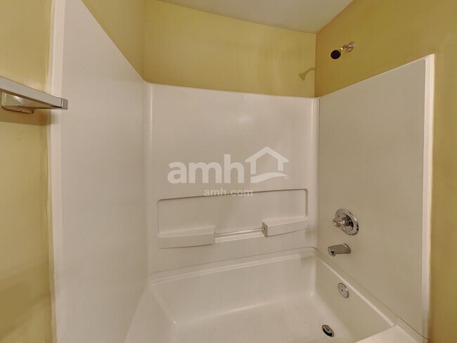 Building Photo - 1319 Station Ridge Dr