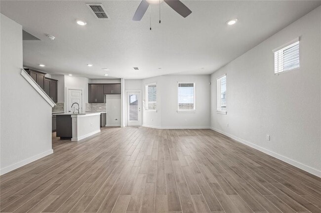 Building Photo - 187 Everglades Dr