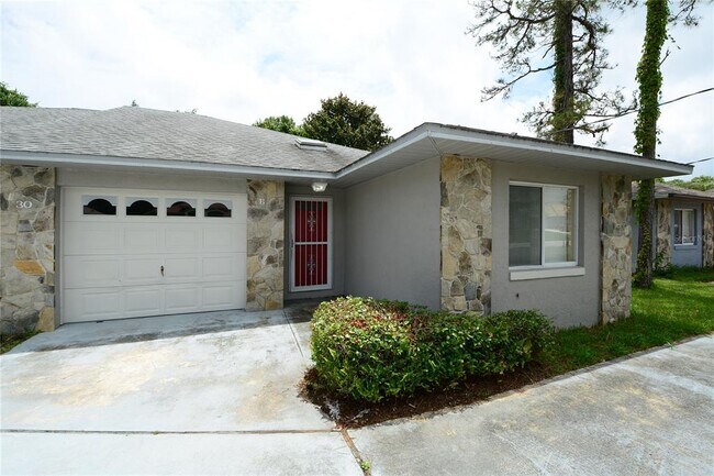 Building Photo - 30 Farmsworth Dr