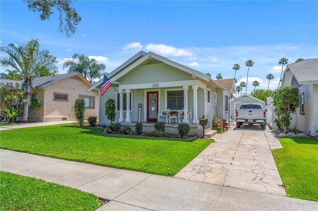 Building Photo - 926 N San Gabriel Ave