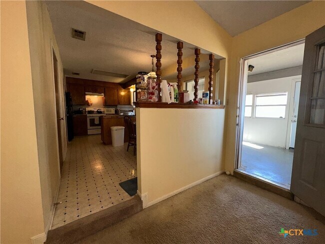 Building Photo - 1810 Gautier Ave