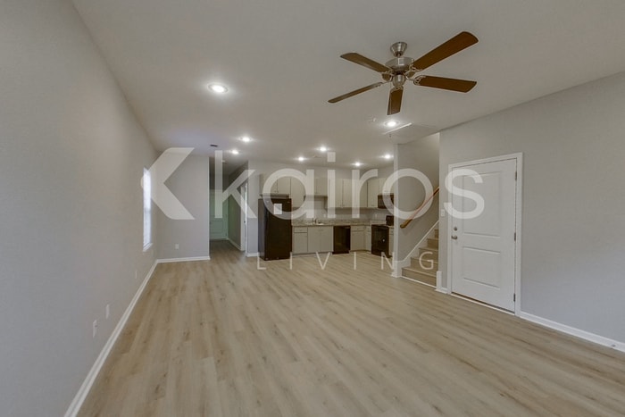 Building Photo - 10114 W 20th St