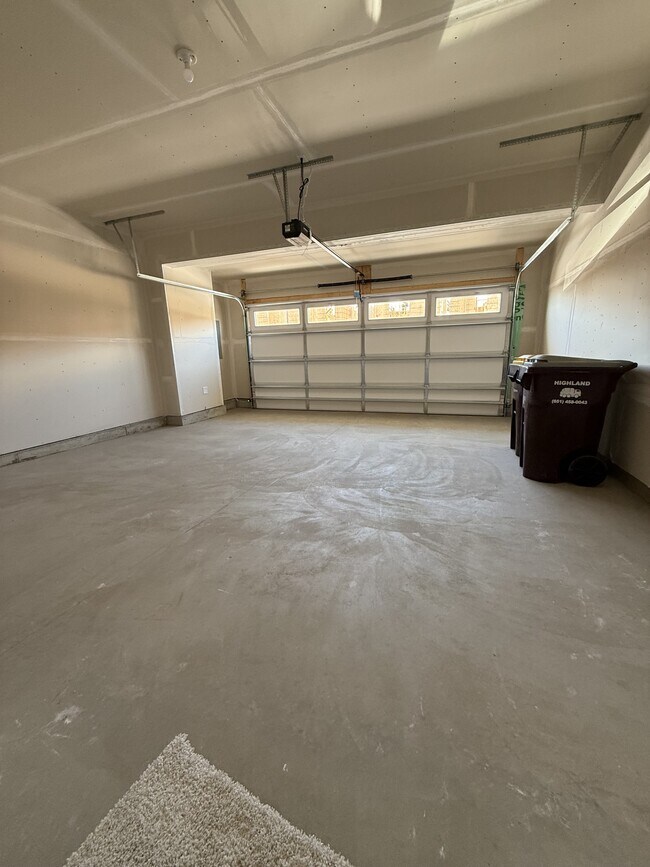 Building Photo - 1071 Anmeadle Row