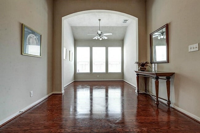 Building Photo - 17415 Memorial Blossom Dr