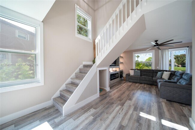 Building Photo - 754 NW 154th Ave